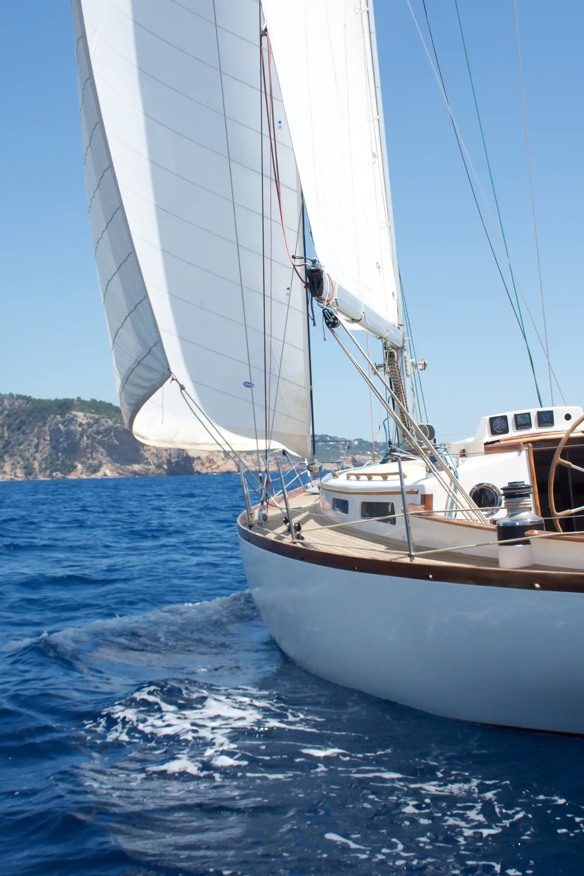 Voile & pont teck